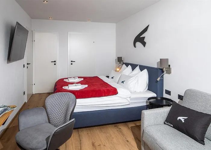 Falcon Zell Am Apartman *